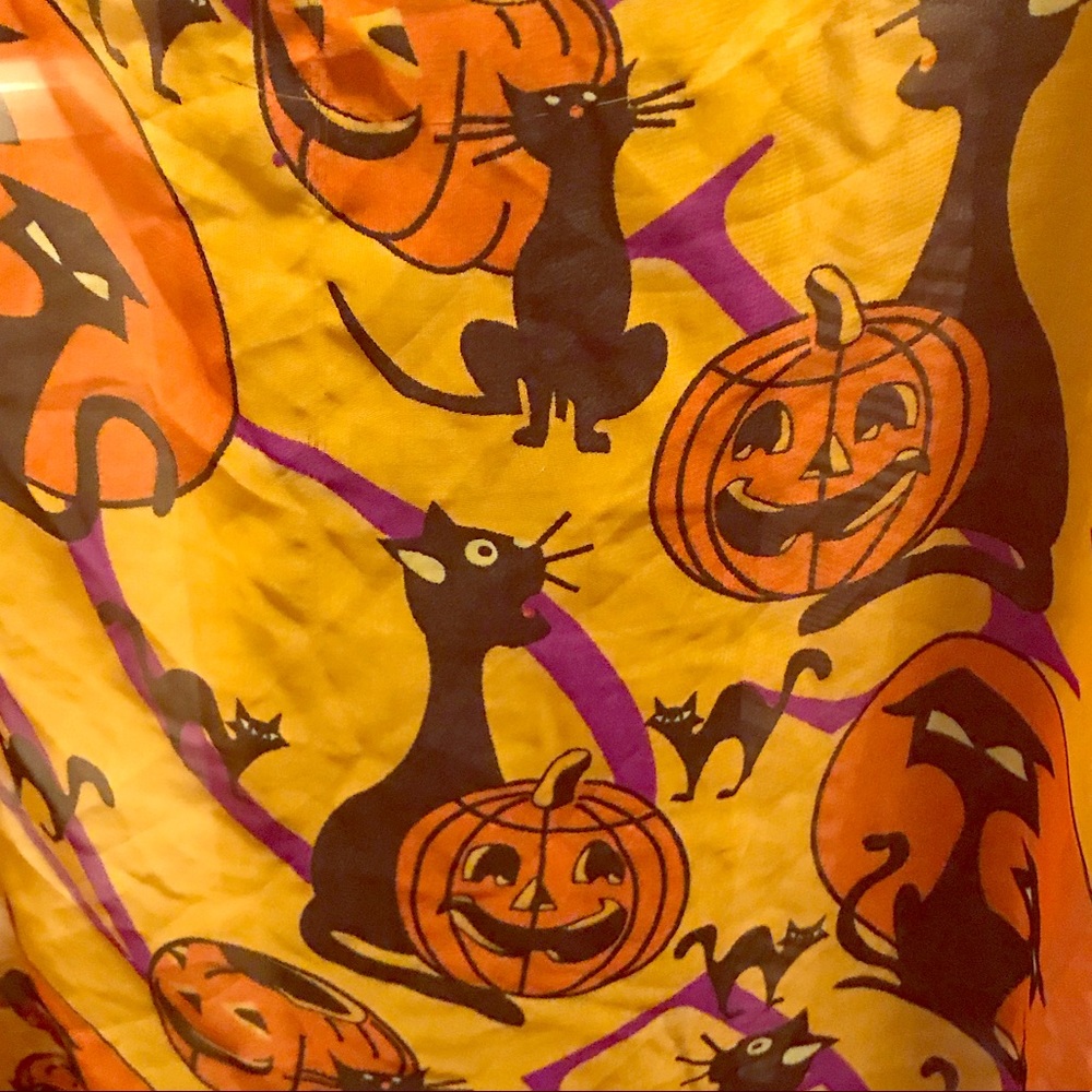 Small Halloween Scarf
